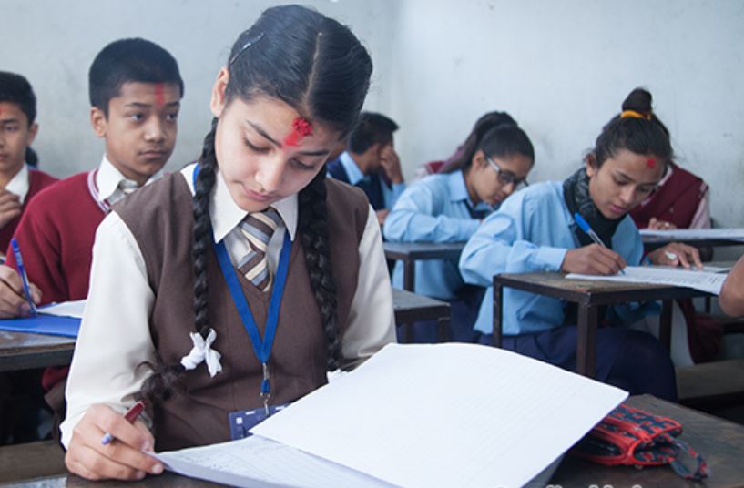 एसइईको फारम भरेका ३७ हजार विद्यार्थी परीक्षा दिनै आएनन्, कहाँ हराए ?