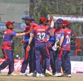 आयरल्यान्ड ए विरुद्ध नेपालले ब्याटिङ गर्दै, नारायण जोशीलाई अवसर