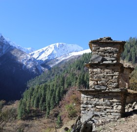 पर्यटकको पखाईमा मुगु