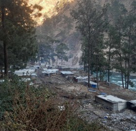 हुम्ला सरिसल्लाका ब्यापारी बिस्थापित