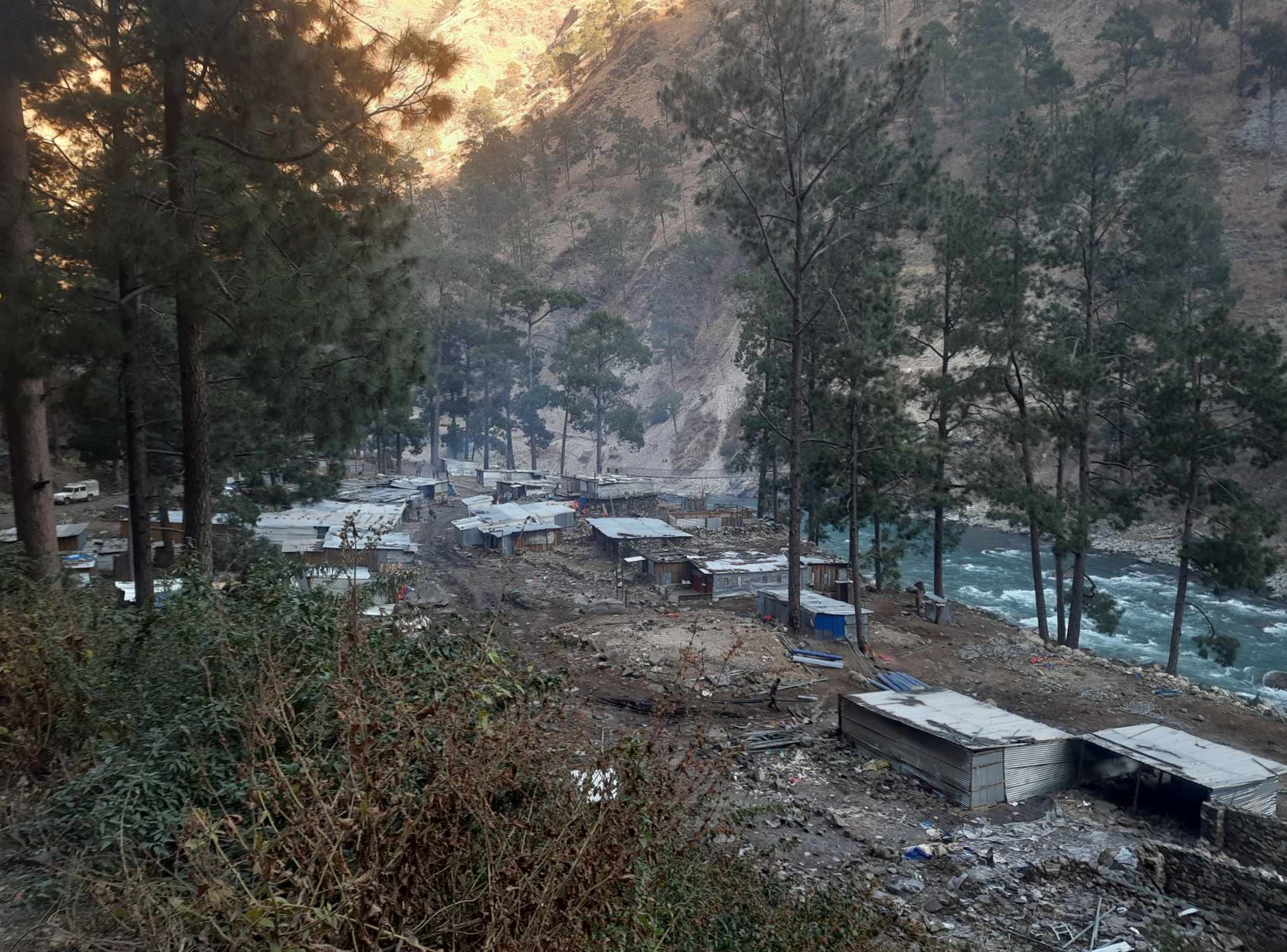 हुम्ला सरिसल्लाका ब्यापारी बिस्थापित