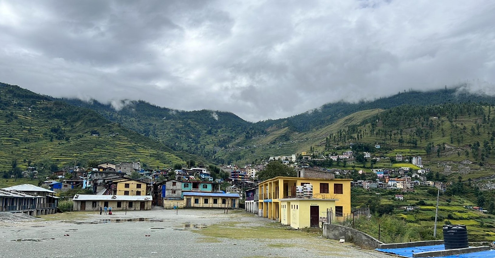 गमगढीमा घर खाली ब्यापार न्यून