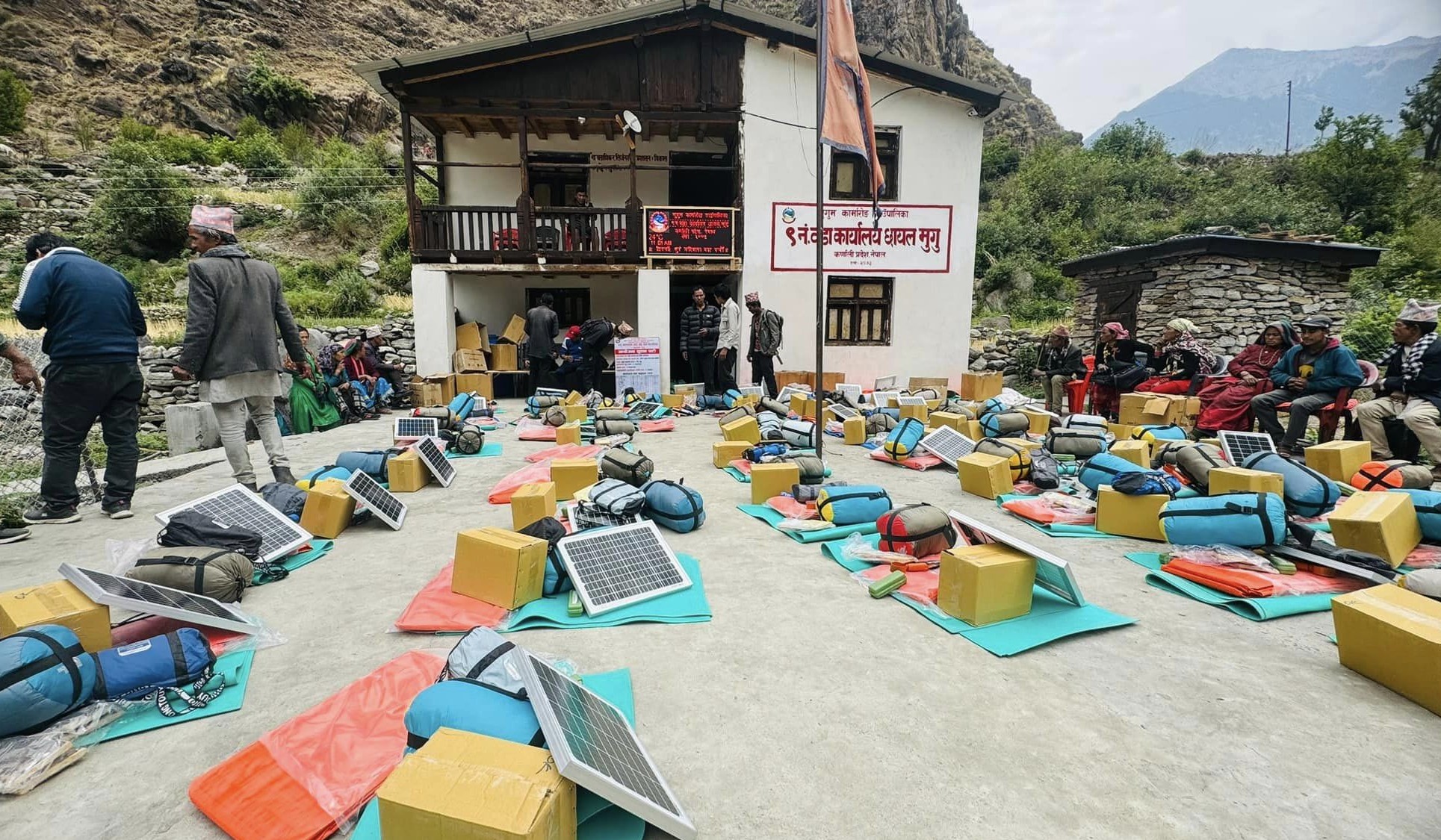 मुगुका भेडापालक कृषकलाई प्रोत्साहन सामाग्री