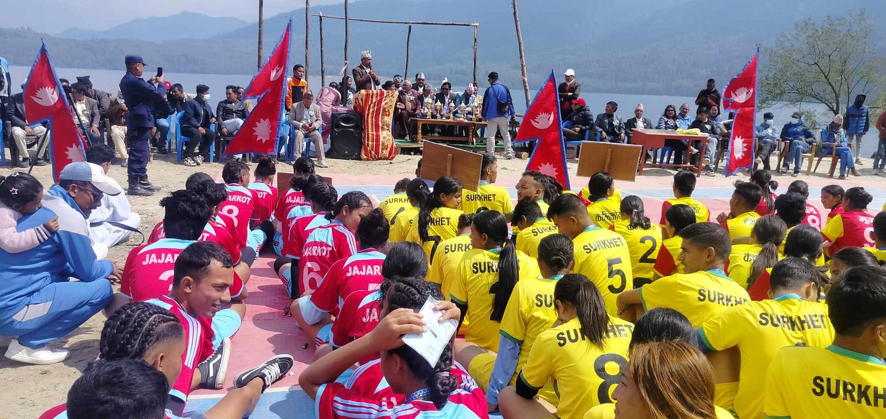 रारा तालको किनारमा कवडी खेलको रौनक