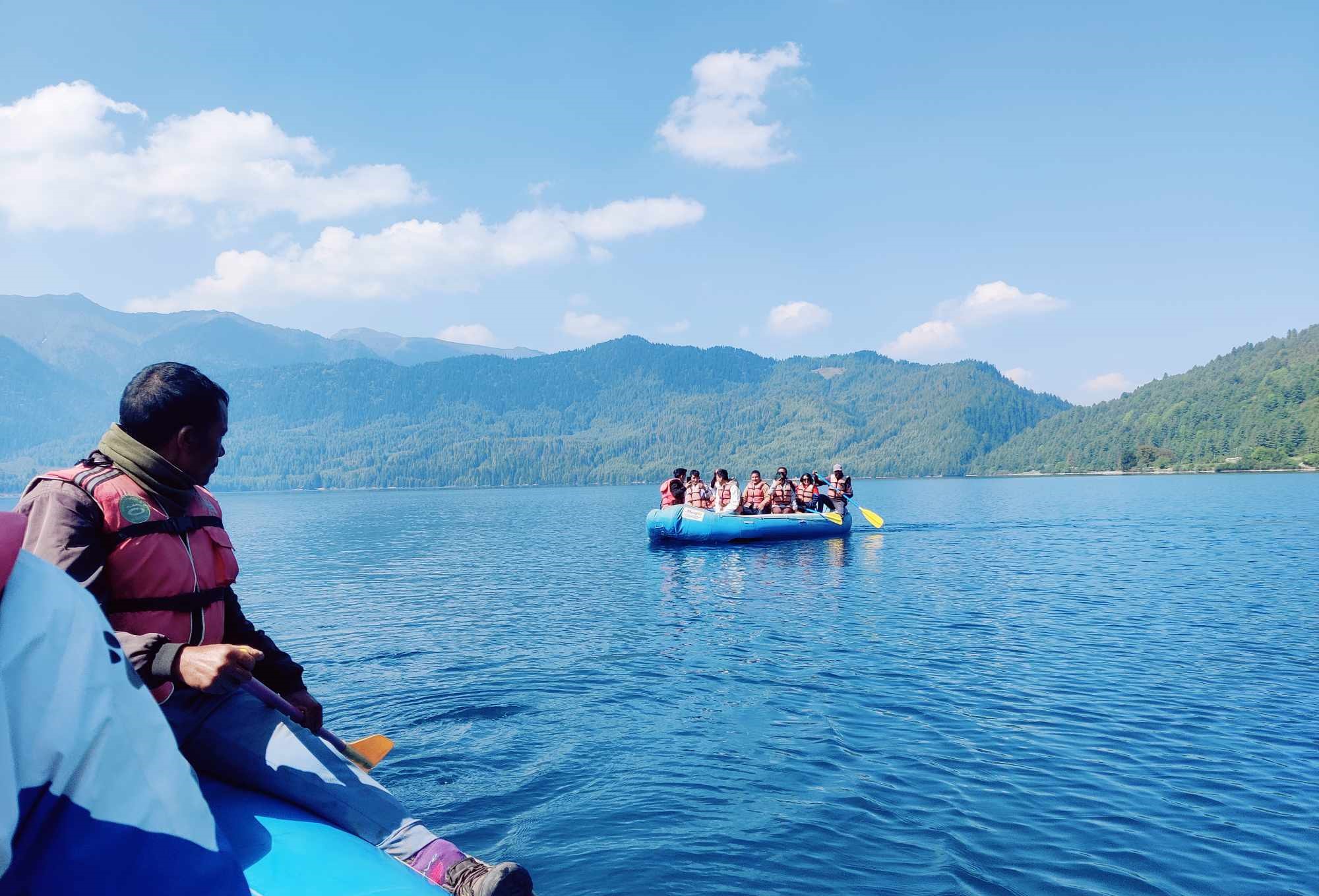 दश महिनामा साढे १० हजार पर्यटक रारा भ्रमण