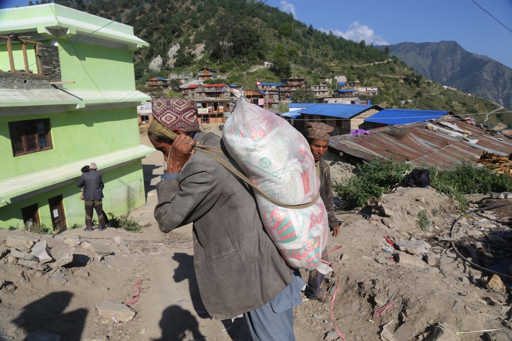 तिब्बत सिमाका बासिन्दालाई सधै नुनको पीर