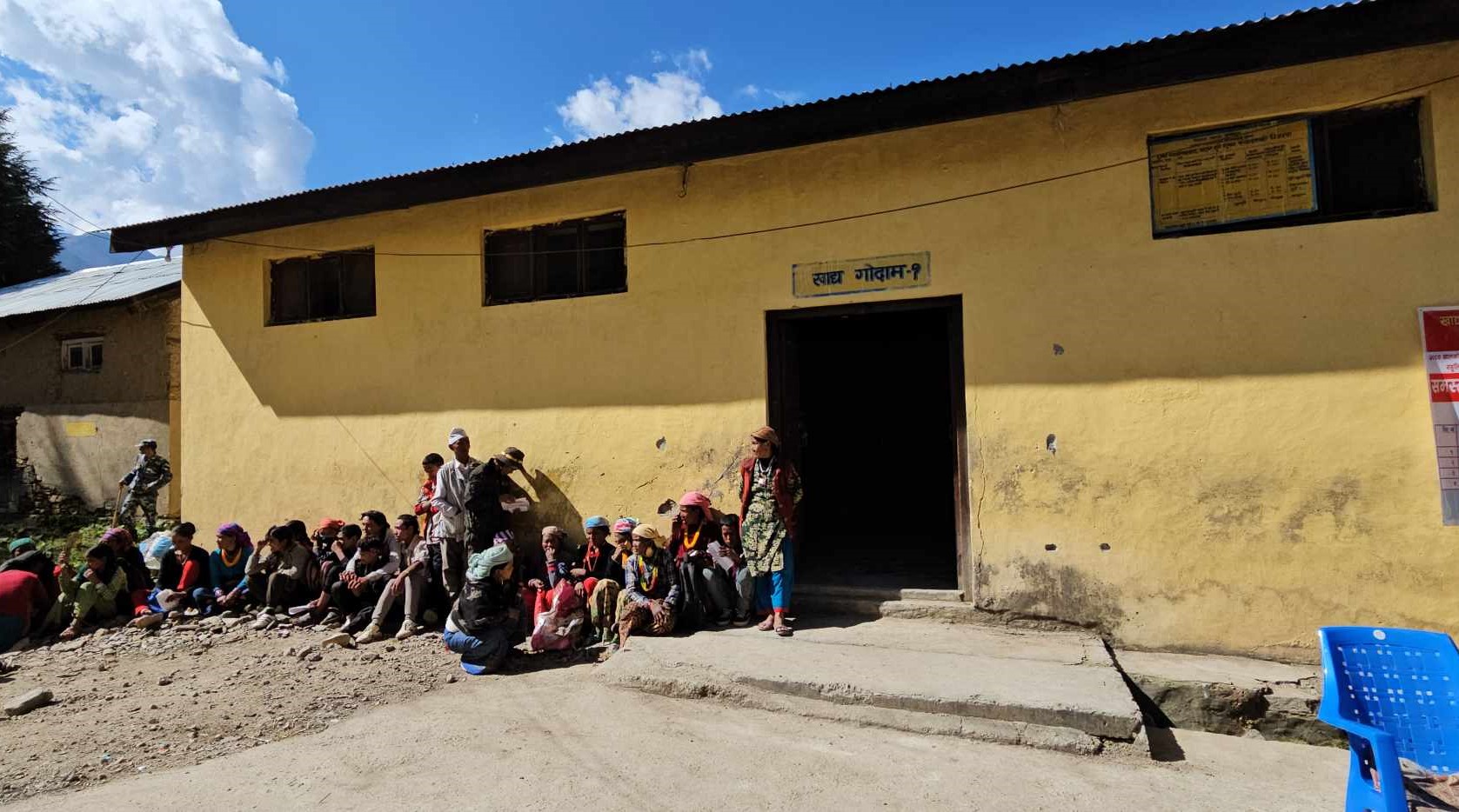 हिमाली जिल्ला मुगुमा ८ हजार क्विन्टल खाद्यन्न ढुवानी