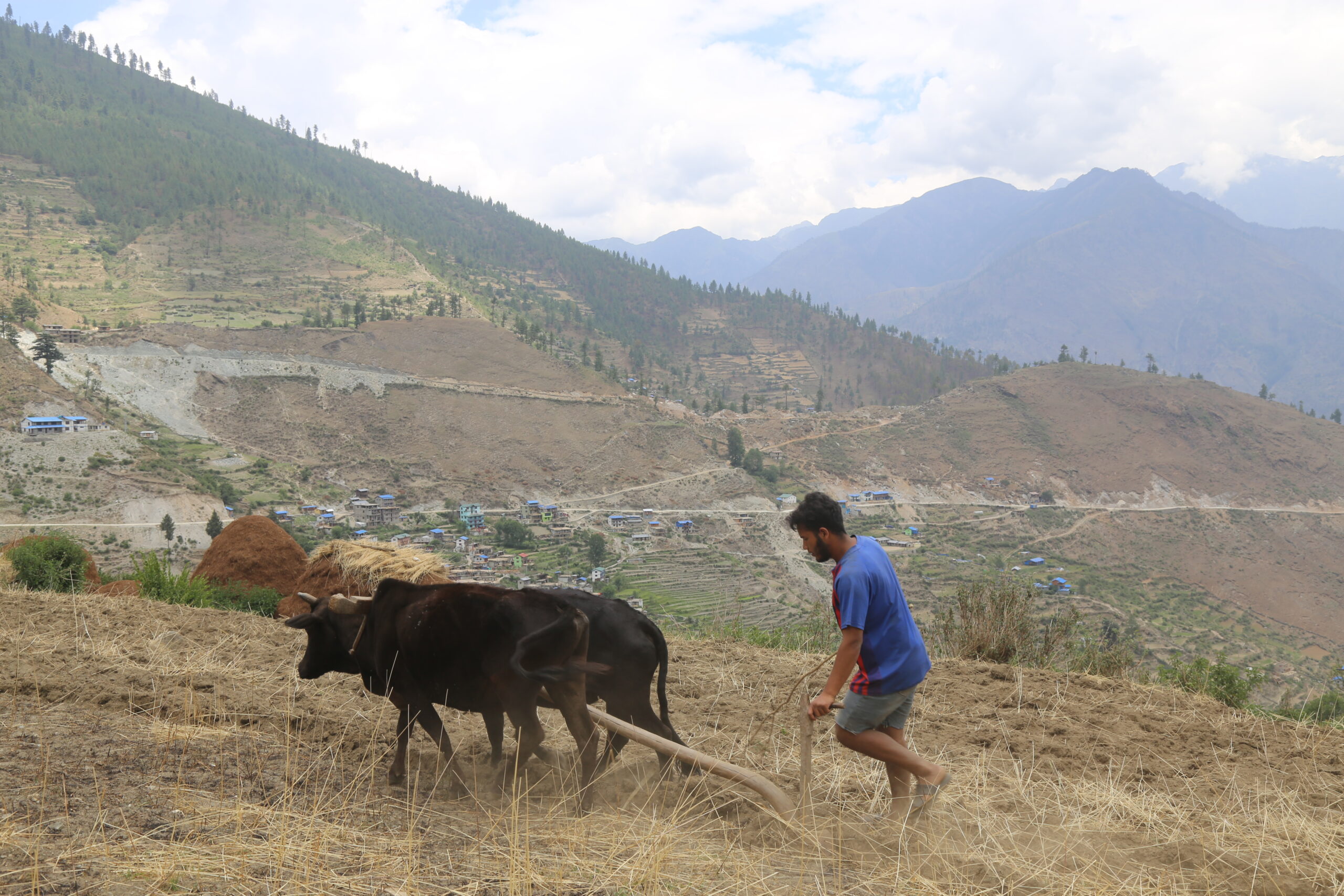 खडेरीले किसानलाई बाली लगाउन कठिन