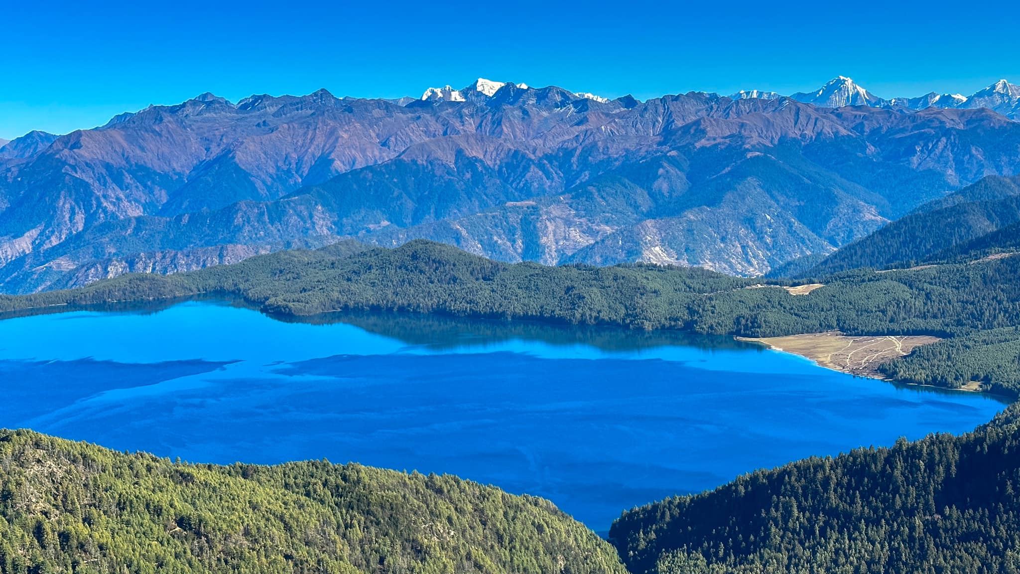 रारामा हाइअल्ट्रिच्यूट गल्फकोट निर्माण हुने