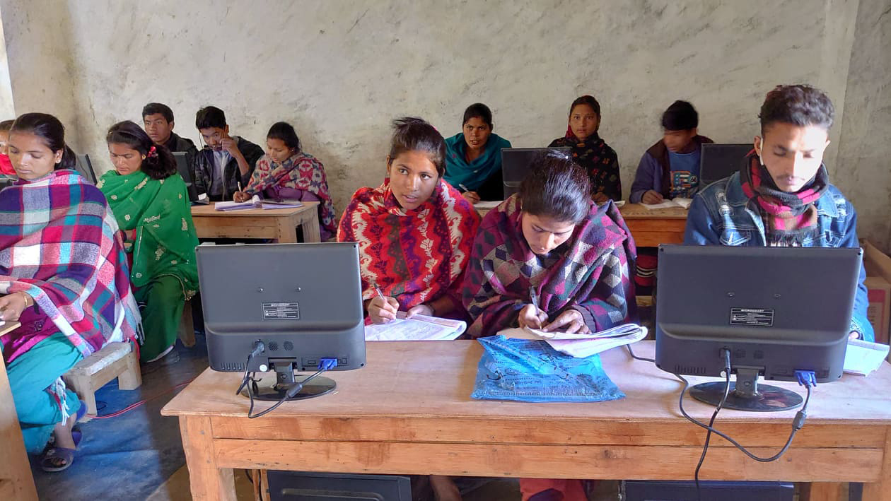 गाउँमै प्राबिधिक शिक्षा  पढाई