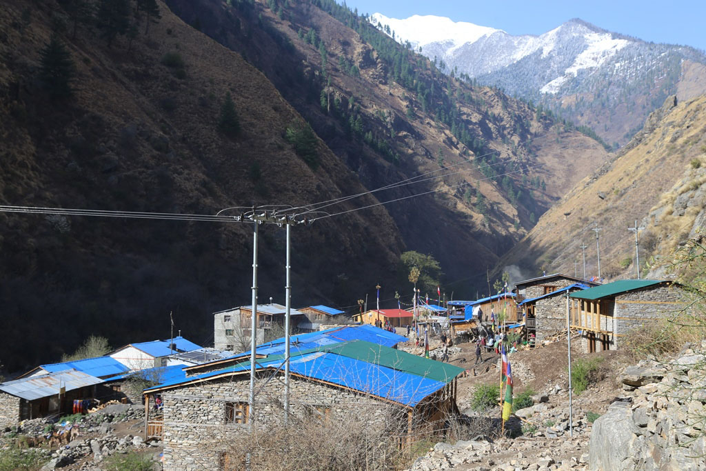 मुगुम कार्मारोङमा पहिलो एसइई  परिक्षा केन्द्र, बिधाथी खुशी