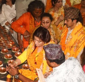 राजा वीरेन्द्रको सपरिवारको सम्झनामा कमलादीमा दीप प्रज्वलन