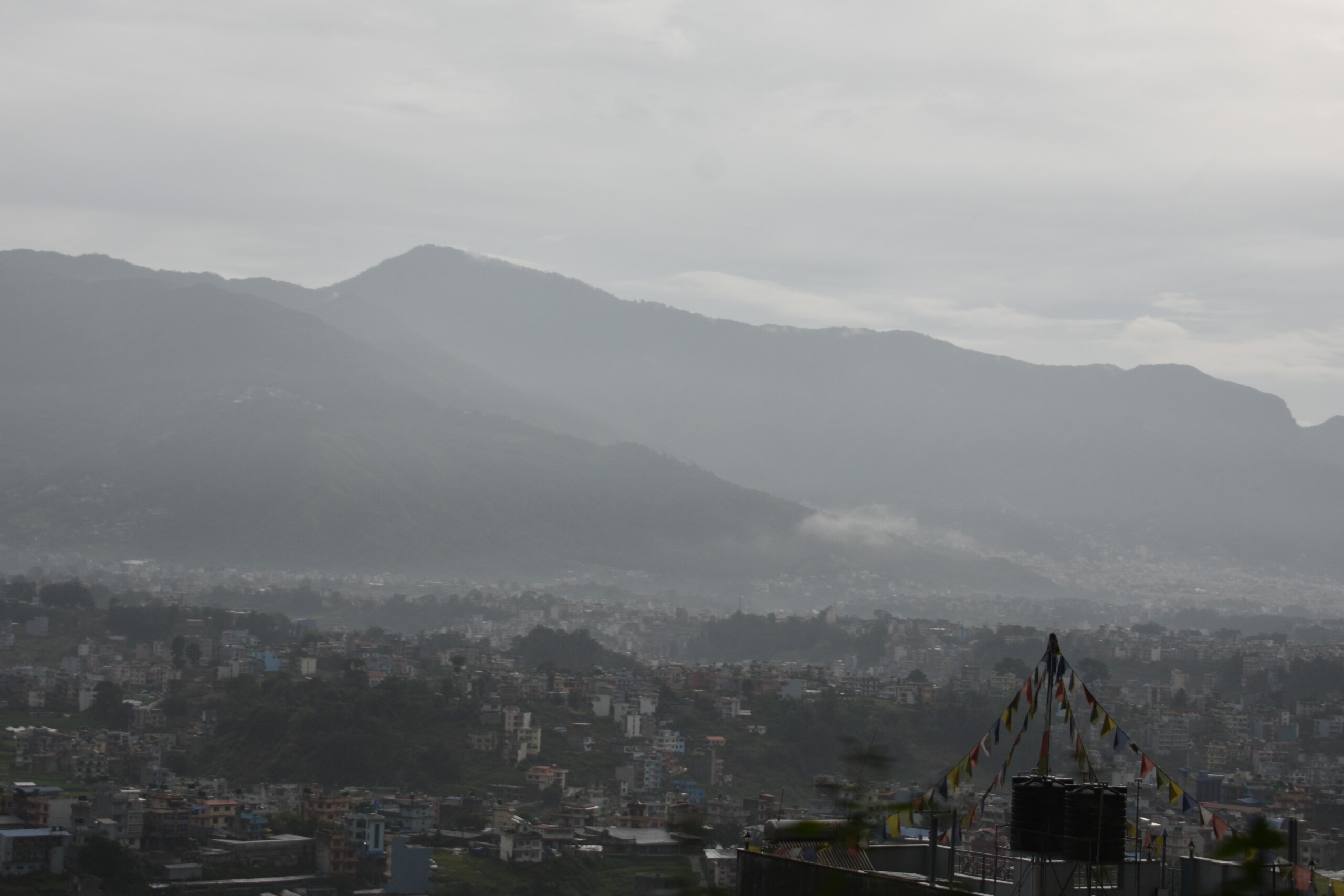 आज देशभर भारी वर्षाको सम्भावना