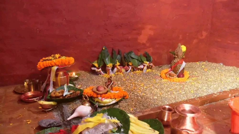 आज देखि बडादसैं सुरु