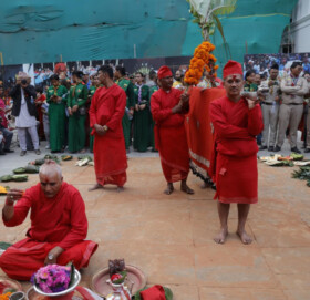 आज बडादशैंको सातौं दिन घर,घरमा फूलपाती भित्रयाउदै