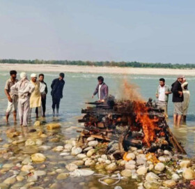 राष्ट्रिय सम्मानका साथ विपिन जोशीको अन्त्येष्टि