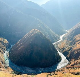 पूर्बमन्त्री बिष्टमगर, लेख्छन् :  कच्चेकोट आकर्षण पर्यटकिय गन्तब्य बन्न सक्छ