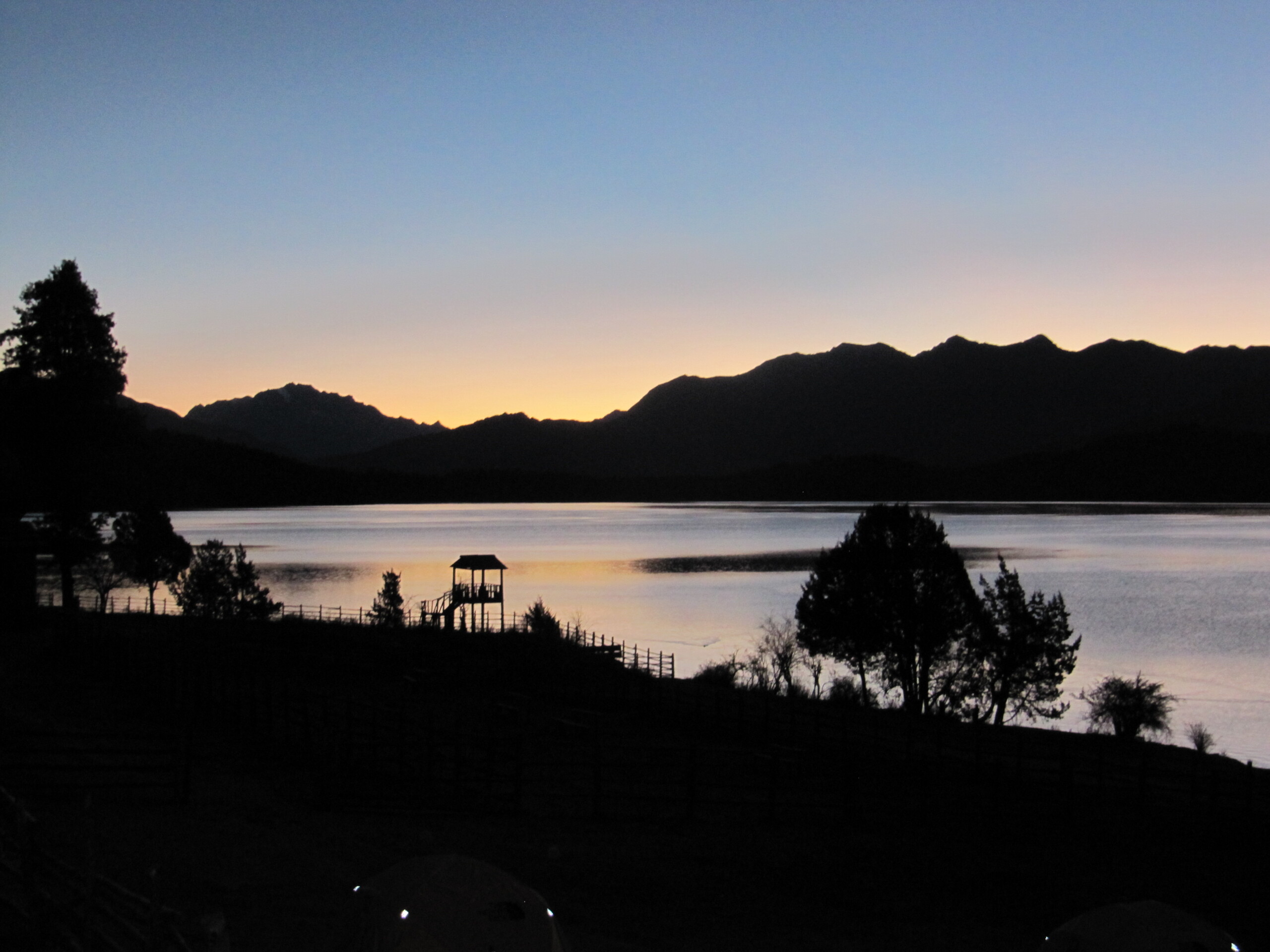 सूर्य अस्तए पछि रुप फेर्दै रारा