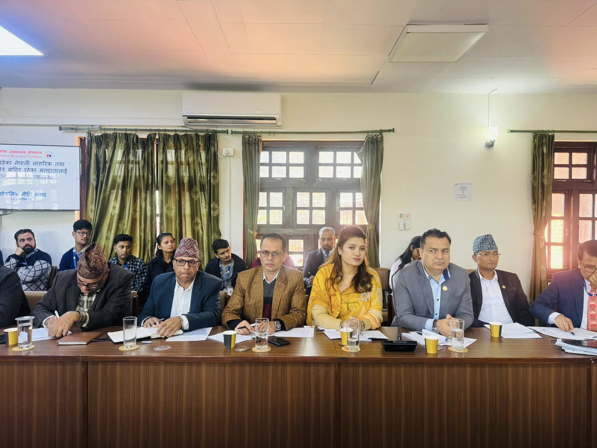 विदेशमा रहेका नेपालीलाई अनलाइन माध्यमबाट मताधिकार सुनिश्चित गर्न माग