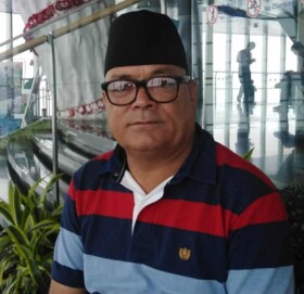 कांग्रेस किन सुतेको छ, तपाईहरु उठनुहोस् : मोहन बानियाँ