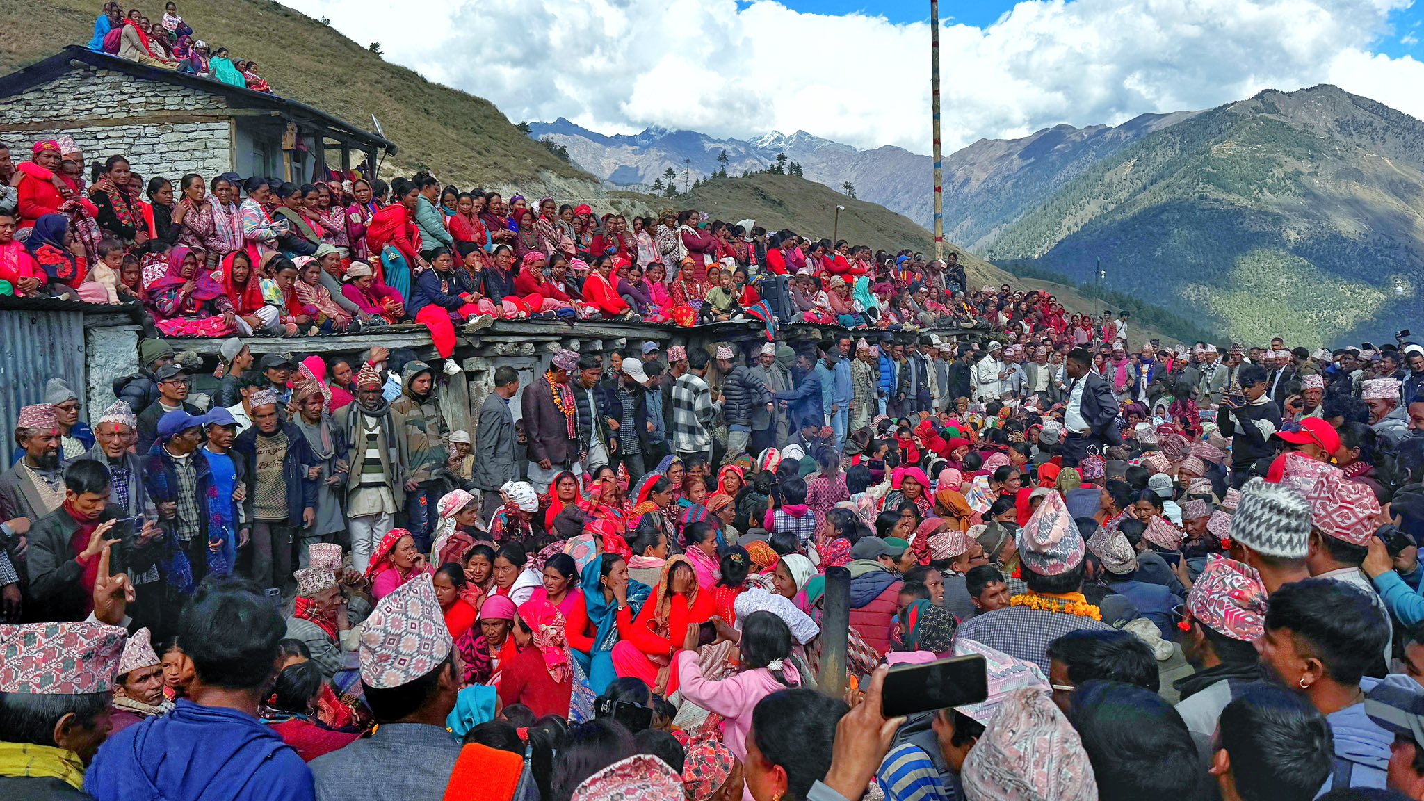 मुगुमा कार्तिक पूर्णीमामा देउडा खेलको रौनक