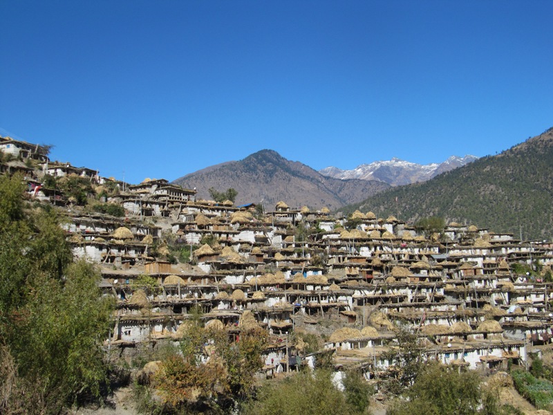 बर्षा र हिमपात नहुँदा किसान चिन्तित