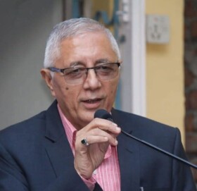 कांग्रेस नेता डा.शेखरको अपिल– जीत हार कसैको छैन सबै घर फर्कौ