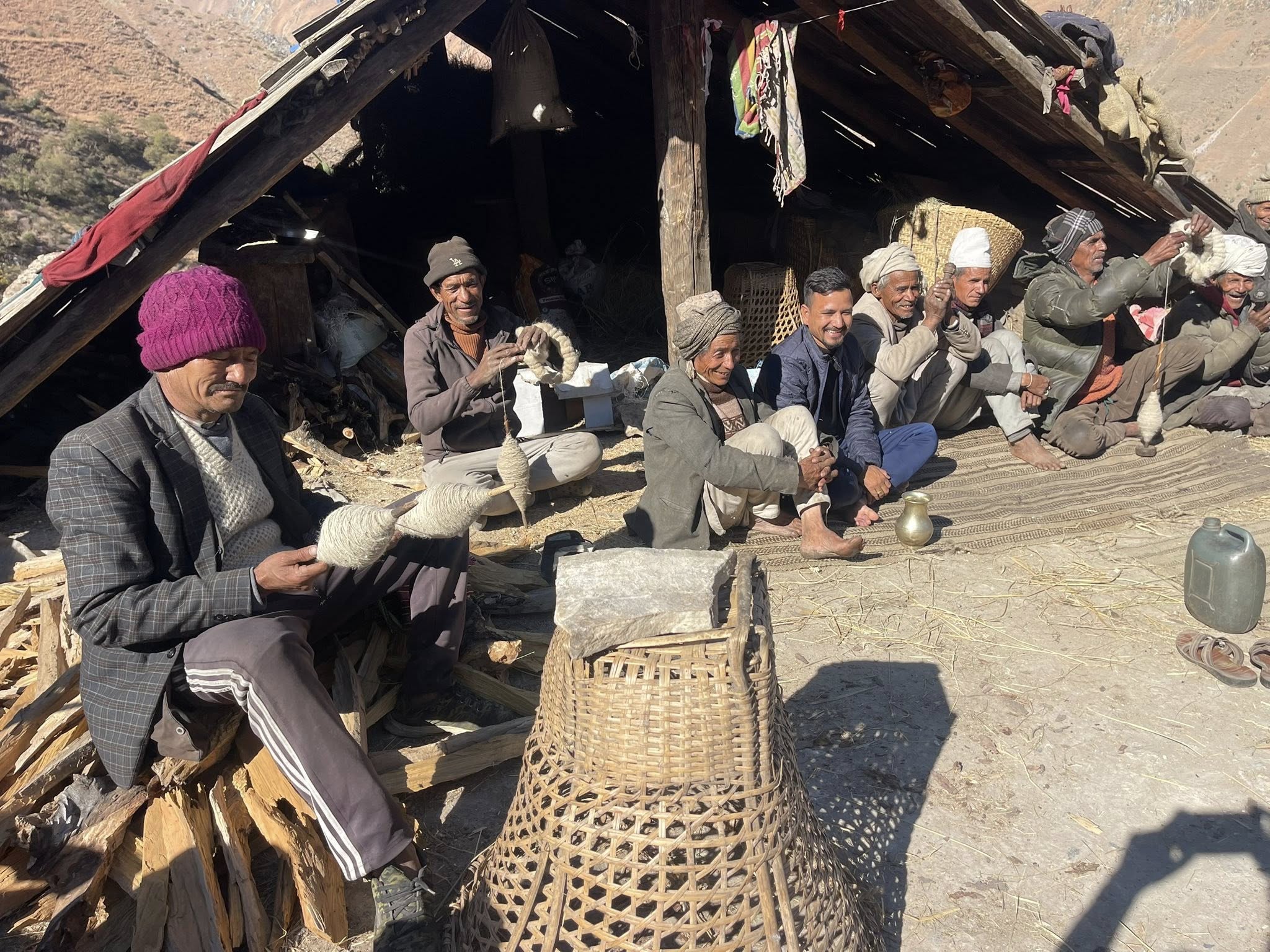 गाउँ बस्तीमा बुढापाकाहरुको चुनावी चर्चा