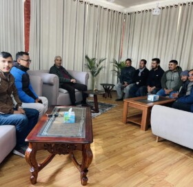 सभापति देउवाले नेविसंघका नेताहरुसंग भने,म मिलाउदैछु पार्टी फुटन दिदैन