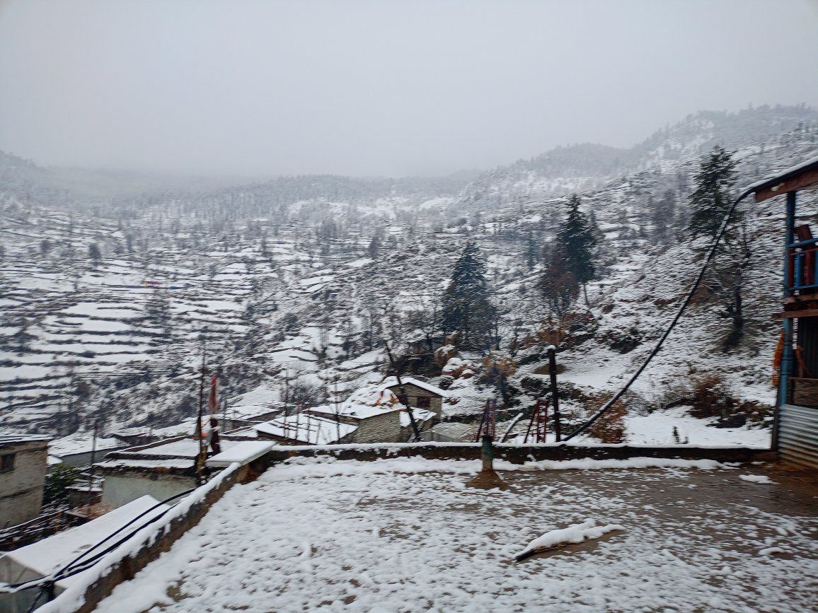 कर्णालीमा यो बर्षकै पहिलो हिमपात
