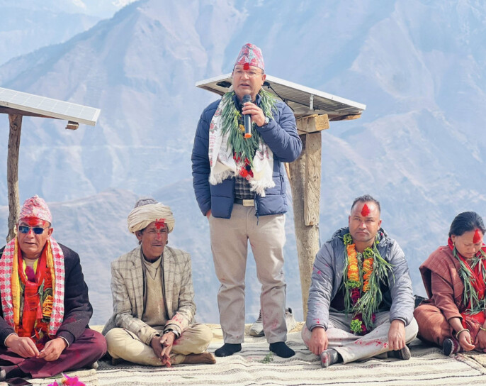 पूर्बवनमन्त्री शाही चुनावी प्रचार अभियानमा