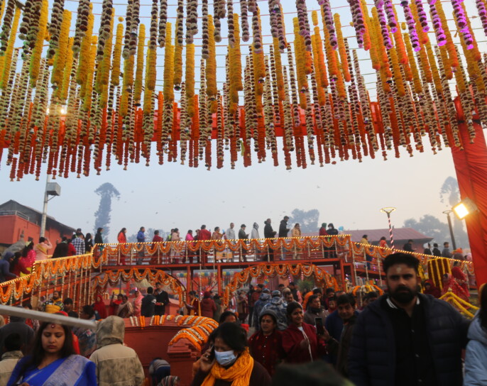 महाशिवरात्रि पशुपतिनाथमा  दर्शनार्थीको भीड