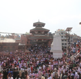 काठमाडौ बसन्तपुरमा होली पर्वको उल्लास