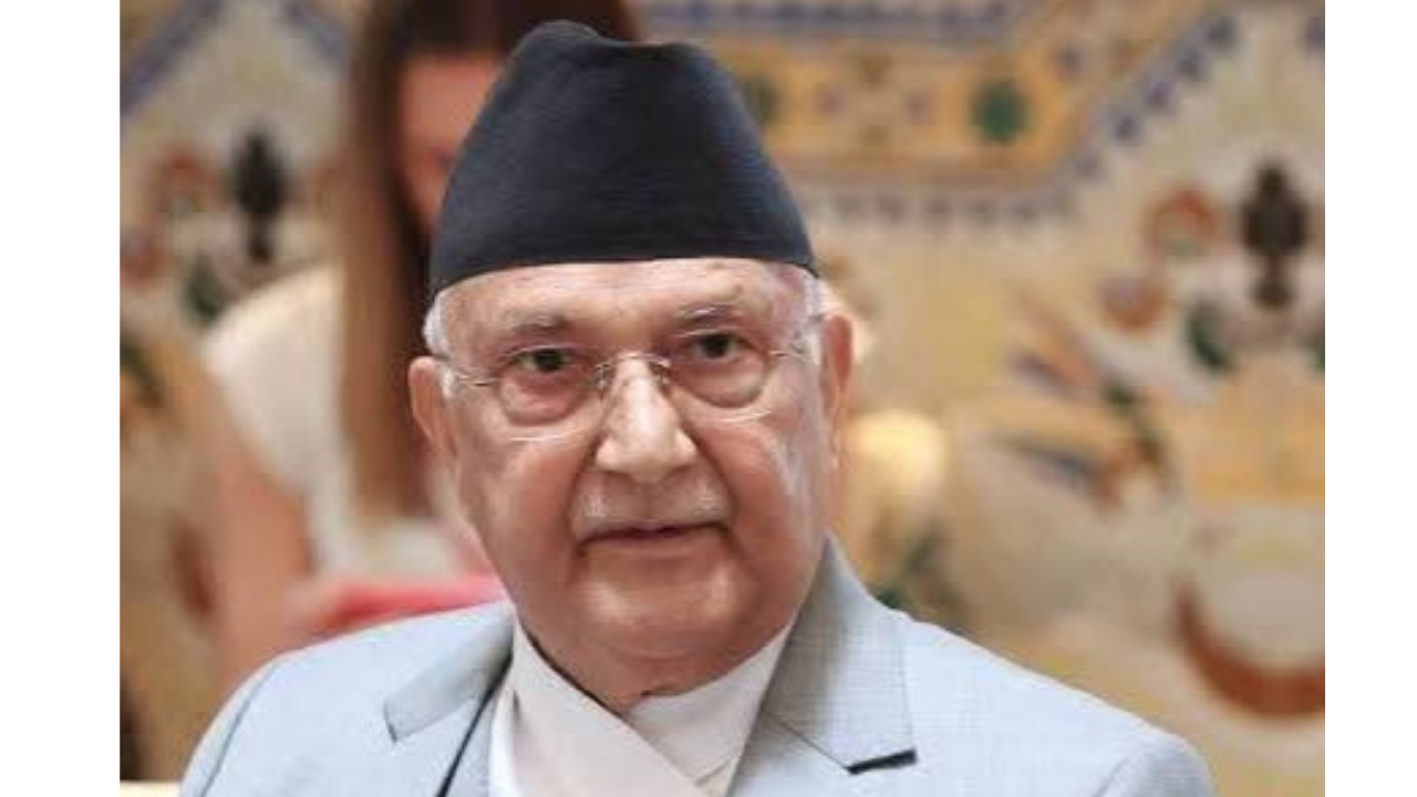 एमाले अध्यक्ष एवम पूर्वप्रधानमन्त्री केपी शर्मा ओली पक्राउ