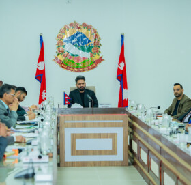 प्रधानमन्त्री बालेनद्वारा विश्वविद्यालयका उपकुलपतिसित छलफल