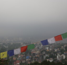 काठमाडौं उपत्यकामा वर्षा, देशभर मौसममा बदलिई मेघगर्जन