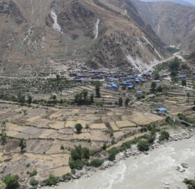कर्णालीमा खडेरीले जल्यो बनपाखा सुक्यो पानीका मुहान