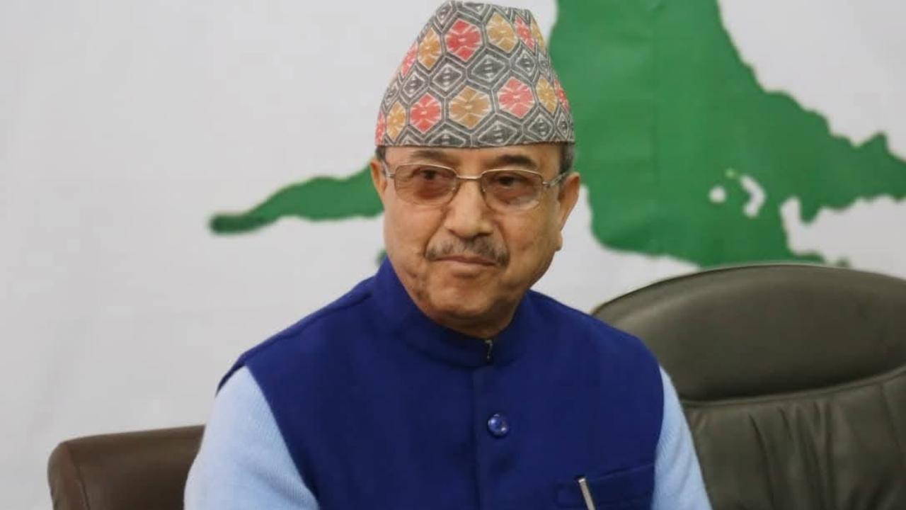 पार्टी मिलाउने कि विभाजन गर्ने भन्ने जिम्मा गगनजीको  हातमा छ, पूर्णबहादुर खडका