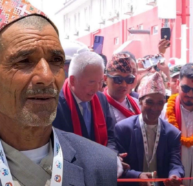मुगुका जैसीले गरे नागढुङ्गा सुरुङमार्गको रिवन काटेर उदघाटन,मन्त्रीले बजाए ताली