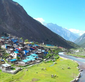 जहाँ अनाज नफल्ने मरुभूमिमा मानव बस्ती