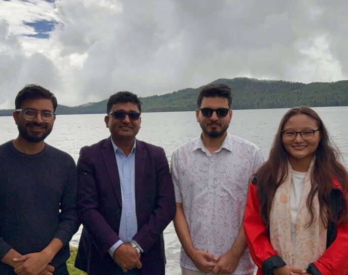 बर्खाको समयमा कर्णाली राजमार्ग र कर्णाली करिडोर स्थलगत अनुगमन गर्दै,: मन्त्री सुनिल लम्साल