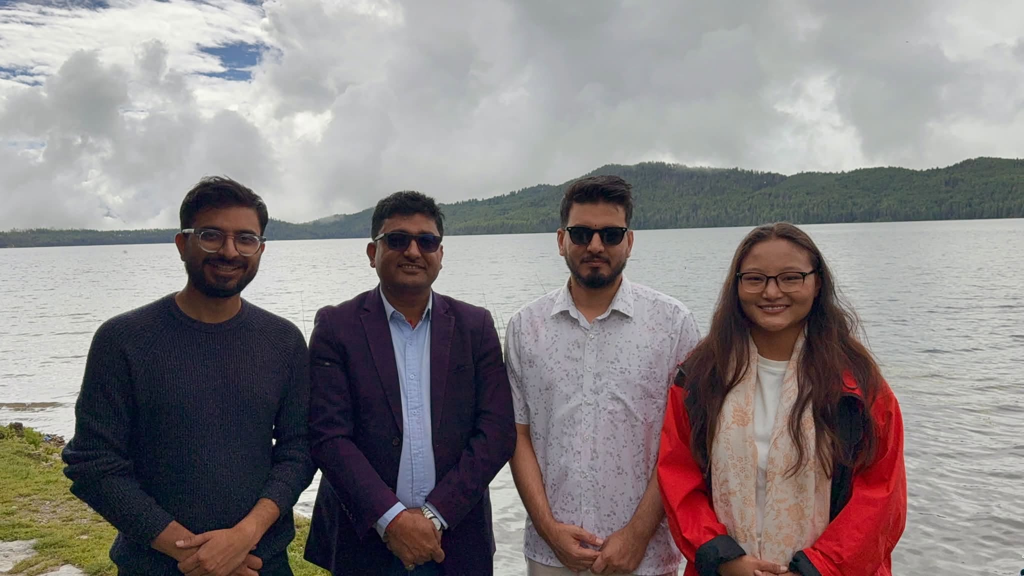 बर्खाको समयमा कर्णाली राजमार्ग र कर्णाली करिडोर स्थलगत अनुगमन गर्दै,: मन्त्री सुनिल लम्साल