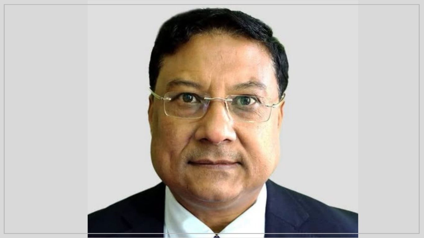 पत्रकार किशोर श्रेष्ठ पक्राउ