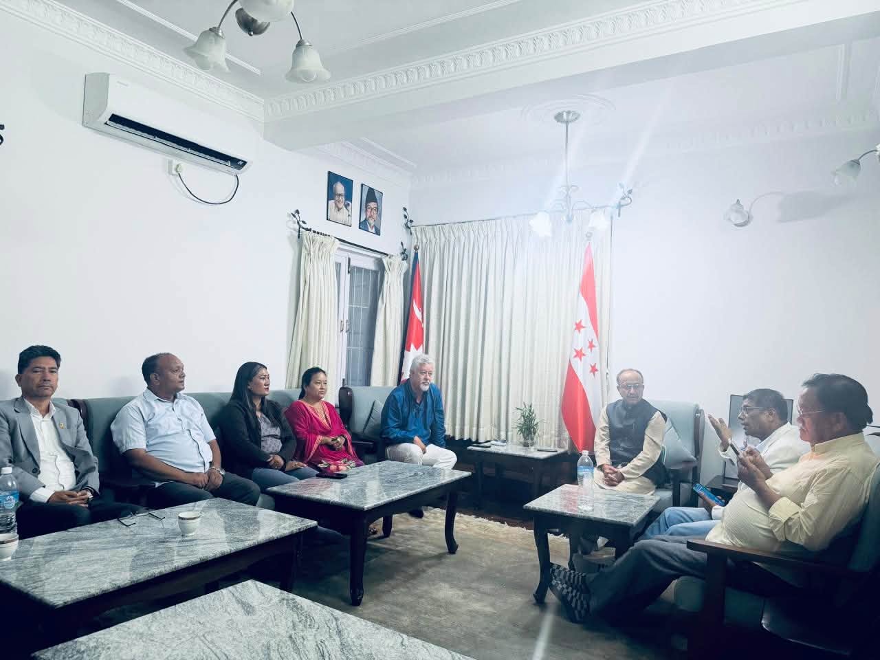 कर्णालीमा काग्रेस नेताहरु पार्टी एकता र संगठनको भबिष्य बारे गम्भिर छलफल