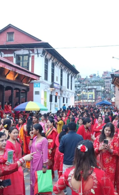 पशुपतिनाथ क्षेत्रमा हरितालिका तीजको रौनक
