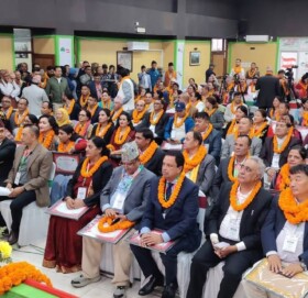 काँग्रेसको १५ औँ महाधिवेशनबाट निर्वाचित पदाधिकारी सदस्यले लिए शपथ