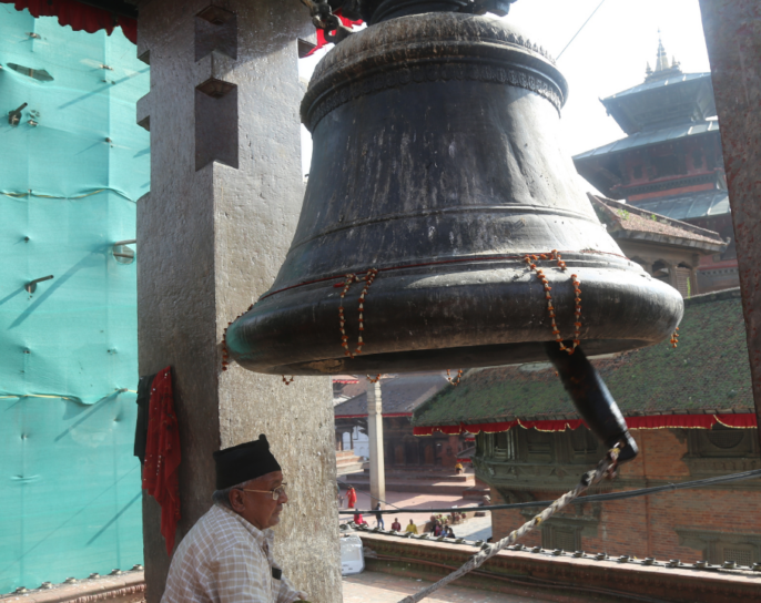 हनुमानढोकामा हरेक दिन बिहान ९ बजे १०८ पटक बजाइने घण्ट