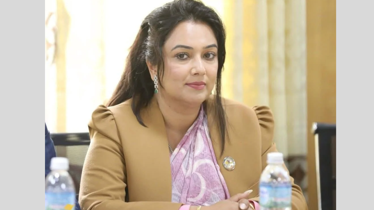 राप्रपा सचेतक खुश्बु ओलीको प्रश्नः सुरक्षा संयन्त्र कसको आदेशमा चलिरहेको छ?