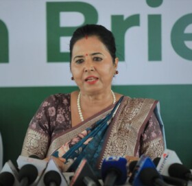 कांग्रेस महामन्त्रीमा डिला संग्रौलाले उम्मेदवारी दिने घोषणा