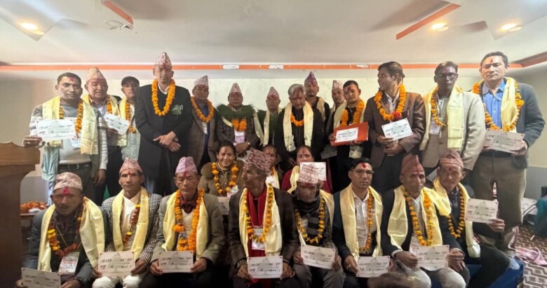 मुगुमा देउवा पक्षको कांग्रेस जिल्ला अधिवेशन सम्पन्न